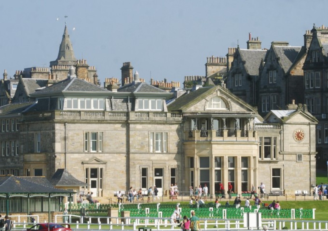 THE ROYAL & ANCIENT CLUBHOUSE