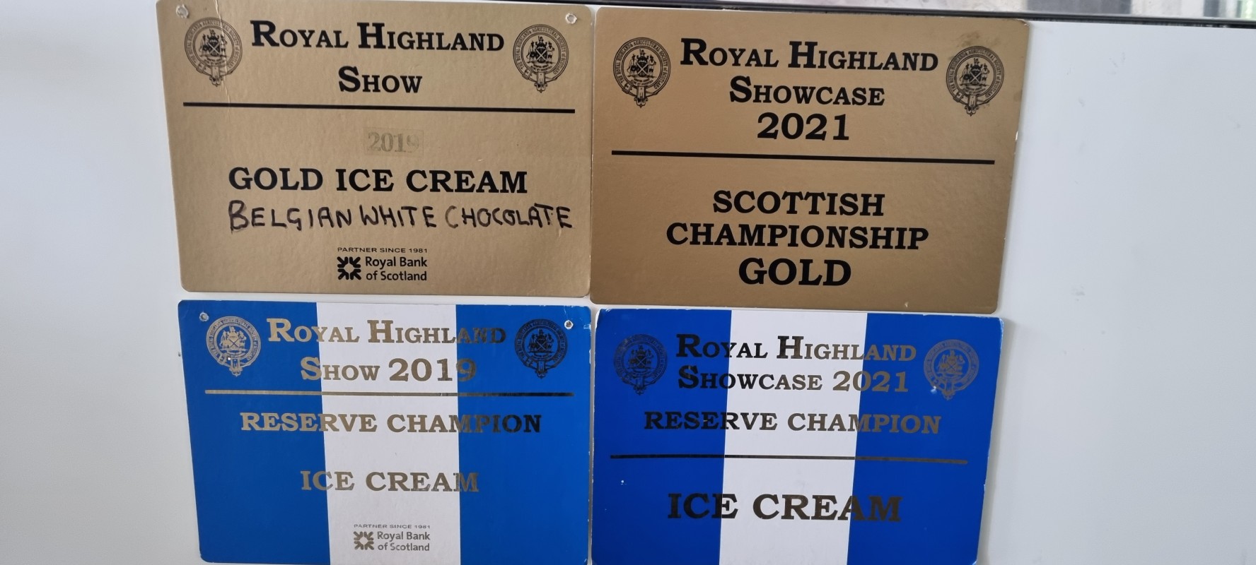 Perfect Scoop Awards